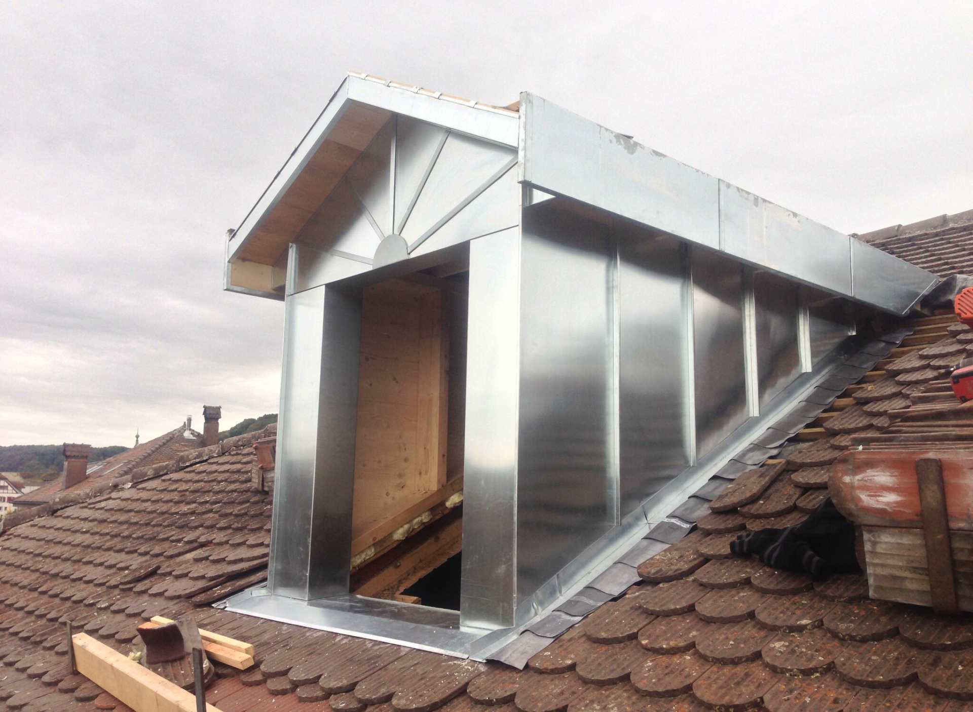 Ferblanterie_blindage lucarne zinc